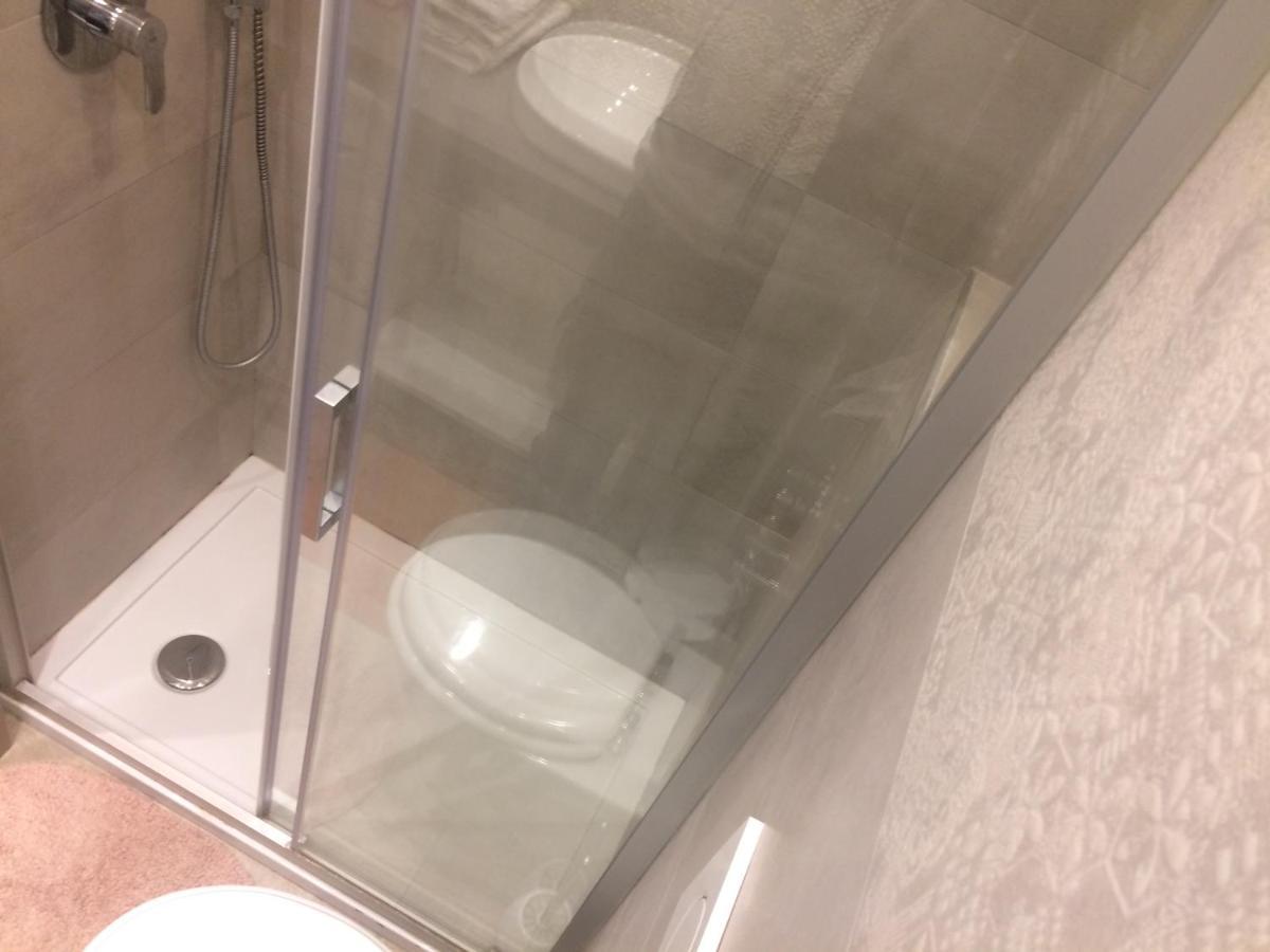 Porta Venezia Studios Frisi 10 Milano Esterno foto